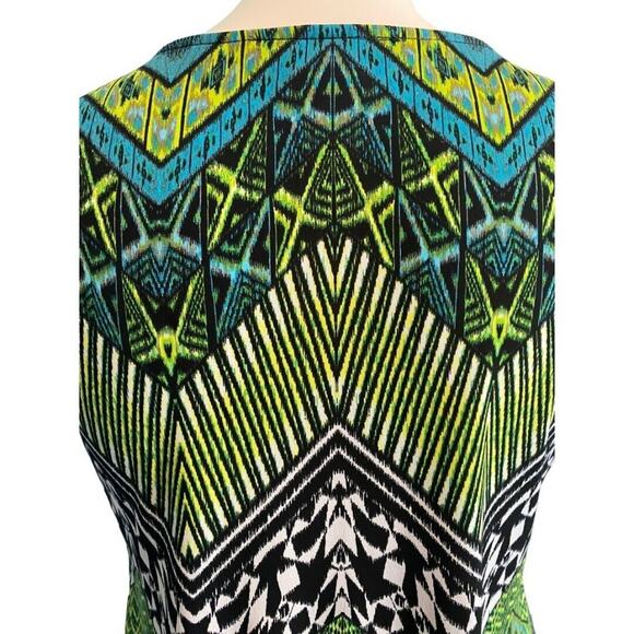 Large Coco Bianco ZigZag Multi Color Short Sleeve Blouse - Picture 7 of 9